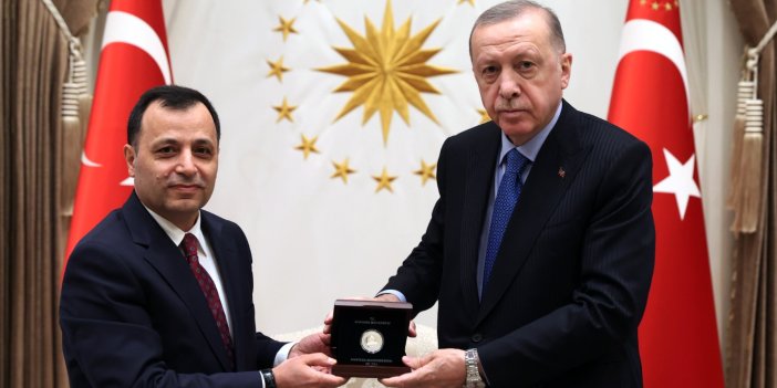 Cumhurbaşkanı Erdoğan AYM Başkanı Zühtü Arslan ile görüştü