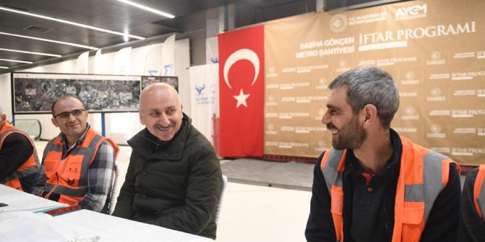 Bakan Karaismailoğlu Pendik-Sabiha Gökçen Havalimanı Metro Hattı'nın açılacağı tarihi açıkladı