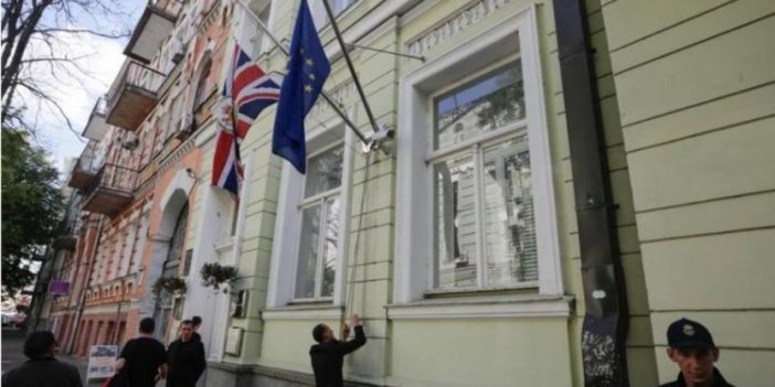 İngiltere, Kiev büyükelçiliğini tekrar açıyor
