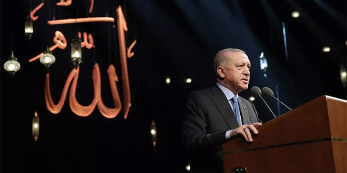 Erdoğan: Ayasofya-i Kebir Camii’ni aslına rücu ettirerek oynanan kirli oyunu tümüyle bozduk