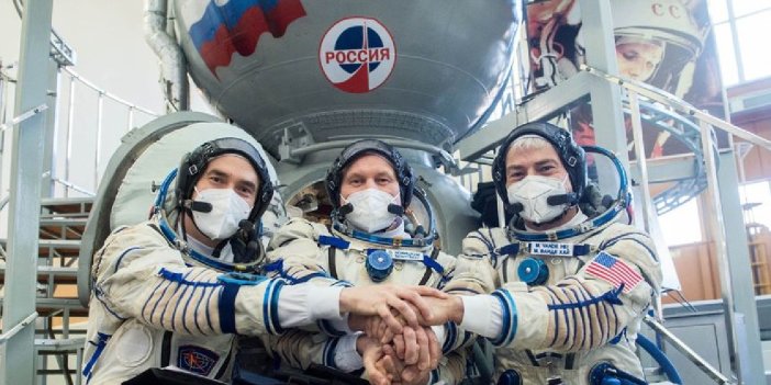 Eski Astronot'tan Rus kozmonotlara göktaşı niteliğinde sözler: Sizin beyniniz yıkanmış