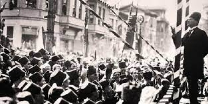 Atatürk 100 yıl önce, cepheden cepheye koşarken bile, 1 Mayıs’ta işçilere hangi hakları verdi