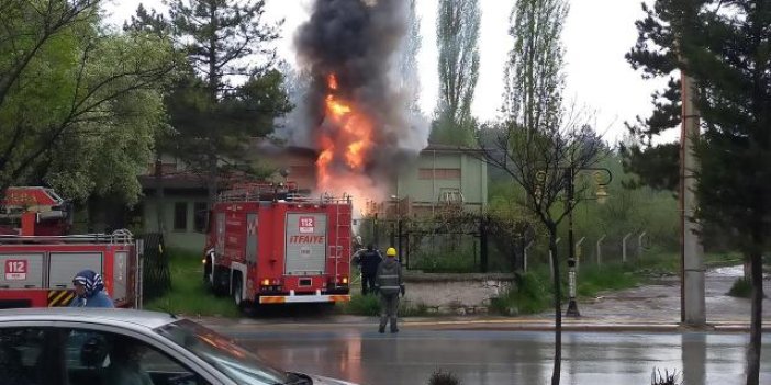 Kütahya'da ana trafoda yangın: 11 mahallede elektrik kesildi