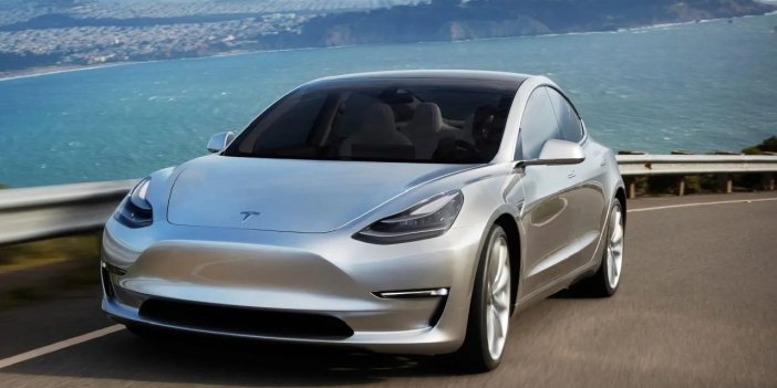 Tesla sürücülerin hız seviyelerini göremiyor. Binlerce araç ''tekrar'' toplanıyor