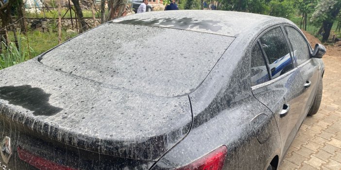 Antalya çamura bulandı. Toz taşınması nedeniyle yağmurla çamur yağdı