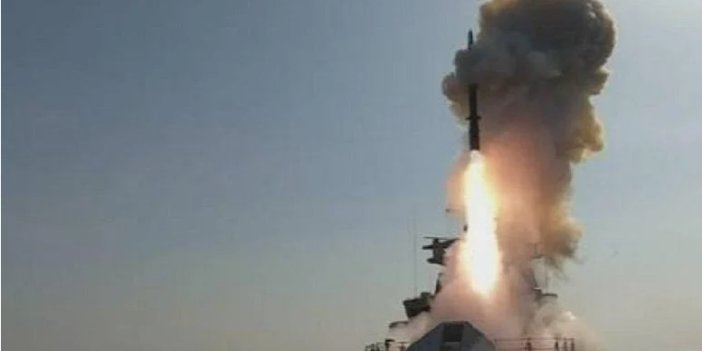 Flaş... Flaş.. Rusya Japon Denizi'ne füze fırlattı