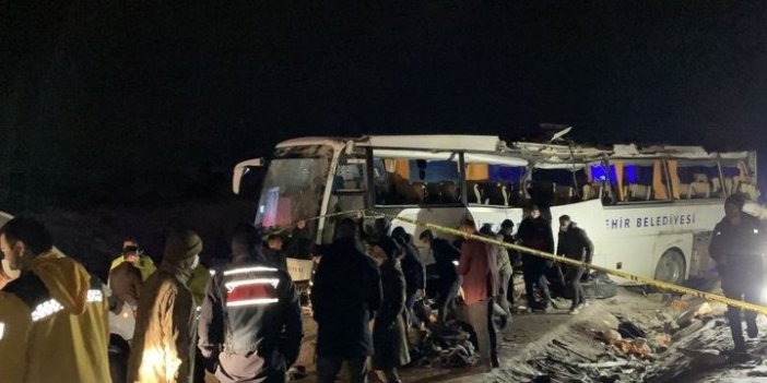 Çankırı'daki korkunç kazada  3 ölü 12 yaralı var