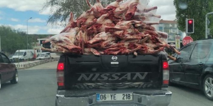 Ankara’da rezalet. Kilolarca eti böyle taşıdılar. Bu etleri insan yiyecek