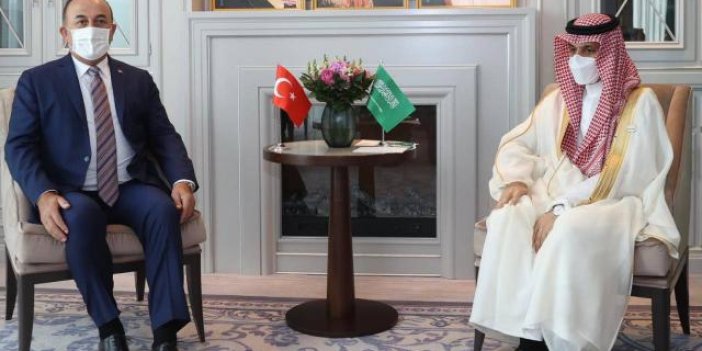 Bakan Çavuşoğlu, Suudi Arabistanlı mevkidaşı ile görüştü