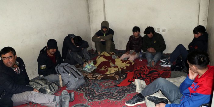 Van'da atıl binada 13 kaçak göçmen yakalandı