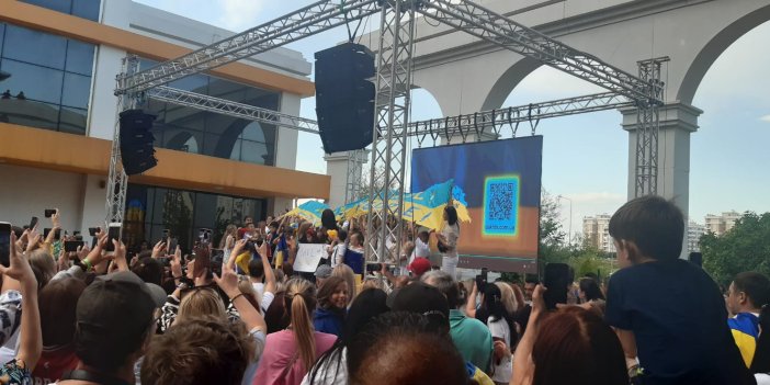 Antalya'da Ukrayna halkına ve savaşan askerlere destek konseri