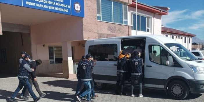 Van'da göçmen kaçakçılığı operasyonu: 5 şüpheli tutuklandı