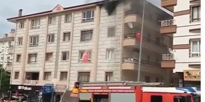 Ankara’da 4 katlı binada korkutan yangın