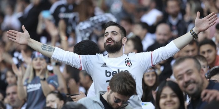 Beşiktaş'ta şok protesto: Yönetim istifa