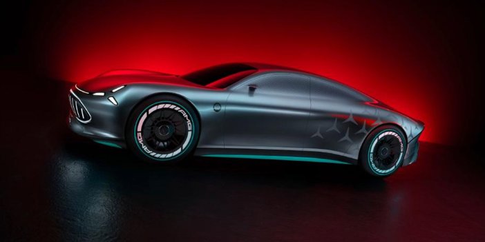 Mercedes, ilk elektrikli spor otomobilini tanıttı