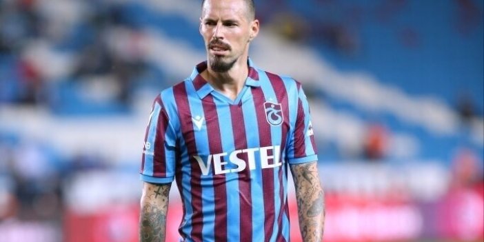Trabzonspor'un yıldızı Hamsik milli takım kariyerine son verdi