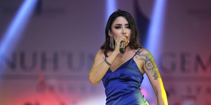Melek Mosso konseri de iptal edildi! Daha önce Ece Seçkin ve Hande Yener hedef alınmıştı