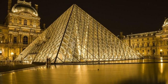 Louvre Müzesi eski müdürü gözaltına alındı