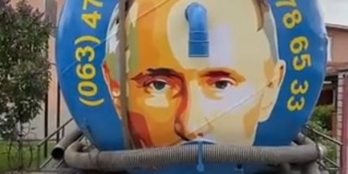 Kiev'de kanalizasyon temizleyen kamyona Putin’in resmi