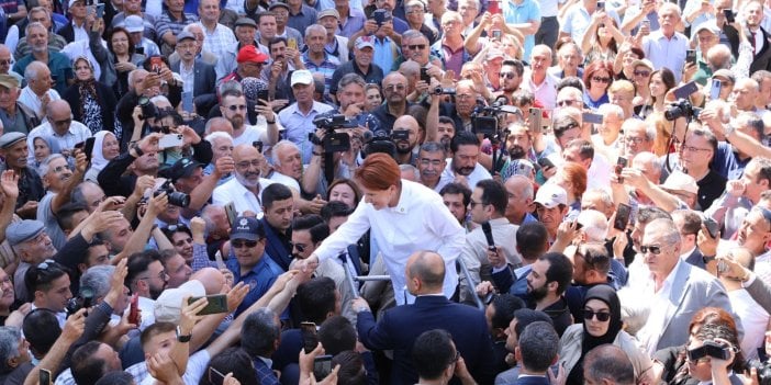 Meral Akşener için Burdur’da izdiham yaşandı. Allah bu ülkenin kaynaklarını sizlere kullanmaya nasip etsin