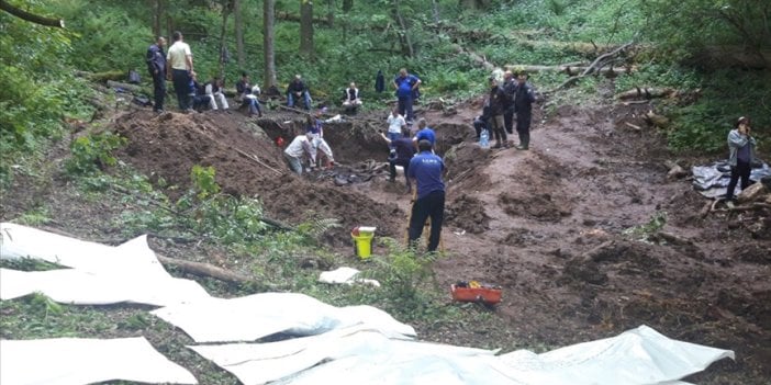 Bosna Hersek'te toplu mezardan Sırp zulmüne uğrayan 15 kişinin kemikleri çıktı