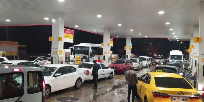 Benzine motorine kallavi zam. Sürücüler fiyat tabelasına bakmaya bile korkacak