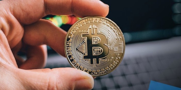 10 kişiden 9’unun internete erişim olmayan ülke Bitcoin’i resmi para birimi ilan etti. Sık elektrik kesintileri vatandaşları isyan ettiriyor