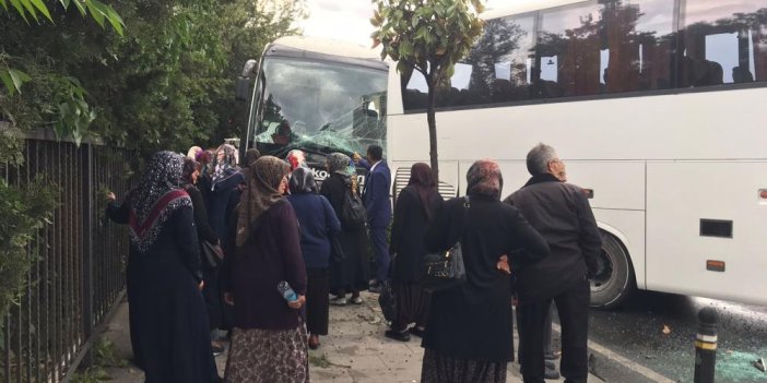 Üsküdar’da 3 otobüs birbirine girdi. İETT tur otobüsüne, tur otobüsü başka bir otobüse çarptı