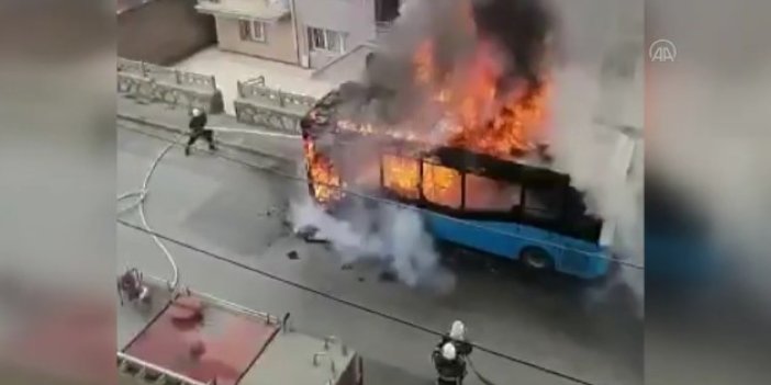 Halk otobüsü cayır cayır yandı