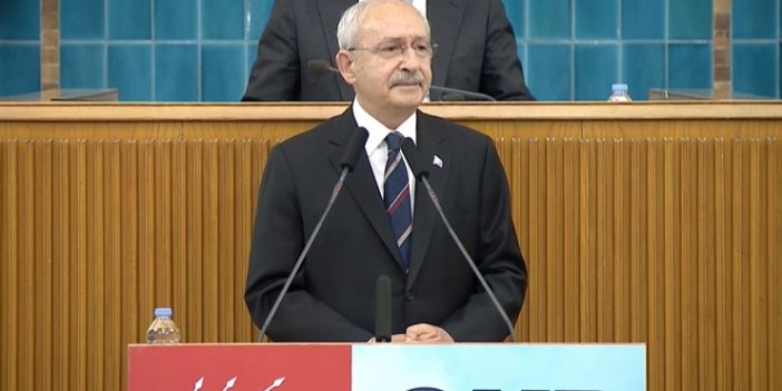 Çocuklarına bir şey alamadığı için intihar eden anne babalardan bahsediyordu | Kemal Kılıçdaroğlu'nun sesi titredi kürsüde ağladı