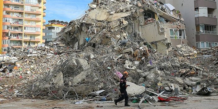 İzmir depreminde 11 kişiye mezar olan Yılmaz Erbek Apartmanı davası sonuçlandı