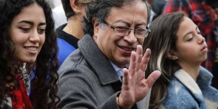 Kolombiya’da bir ilk. Solcu aday Petro Cumhurbaşkanı seçildi