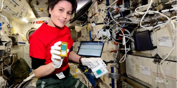 Avrupa Uzay Ajansı astronotu basın toplantısında astronot olmak isteyenlere tavsiyeler verdi
