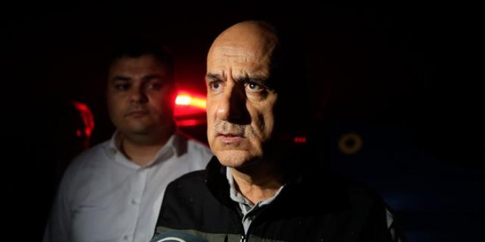 Tarım Bakanı Kirişçi yangındaki son durumu açıkladı. Rüzgar yangını yeniden alevlendirdi