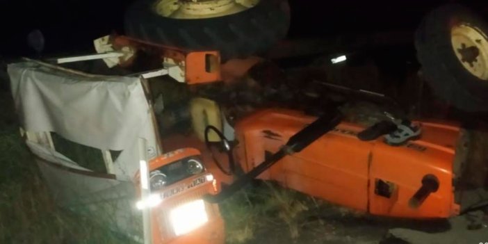 Hafif ticari araç ile traktör kazası: 4 yaralı