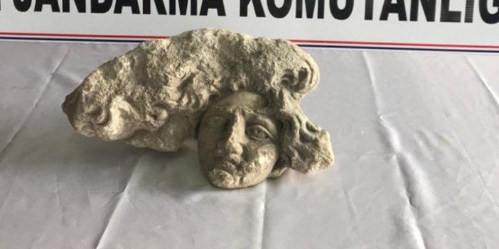 Roma döneminden kalma Medusa heykeli ele geçirildi | 1 kişi gözaltına alındı