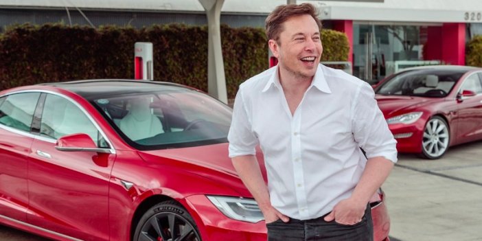 Elon Musk'tan zehir zemberek sözler: Boşa para harcıyorlar