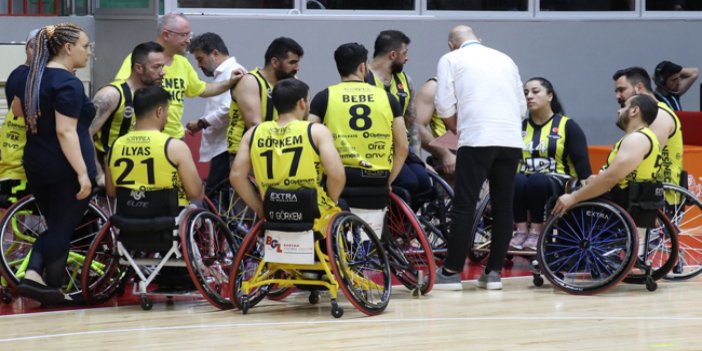 Fenerbahçe Gaziantep'i devirerek seride öne geçti