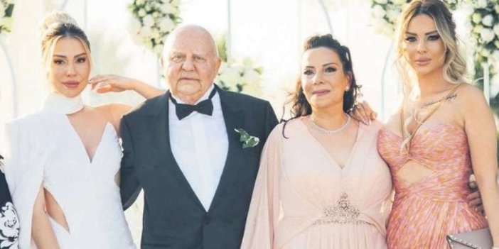 Tüm İzmir'in merakla beklediği nikah gerçekleşti.  77 yaşındaki İzmirli milyarder evlendi