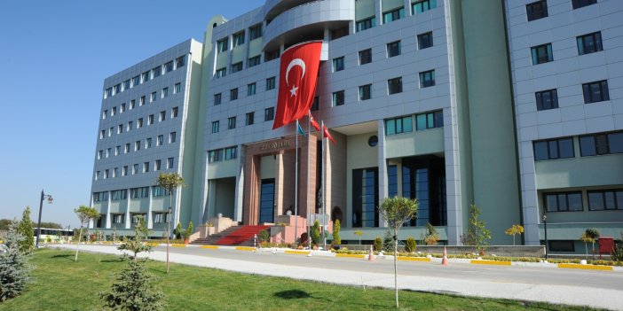 Balıkesir Üniversitesi 17 personel alacak
