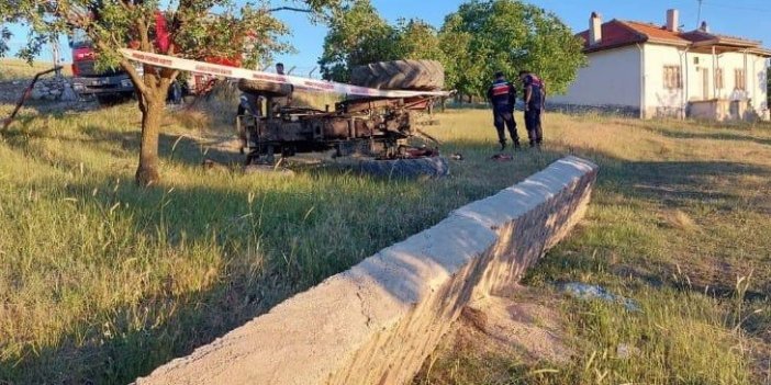 Ankara’da traktör devrildi: 2 kız kardeş hayatını kaybetti