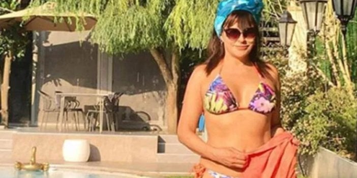 59 yaşında olmasına rağmen fiziği ile göz kamaştıran Aydan Şener'in bikinili fotoğrafına beğeni yağdı