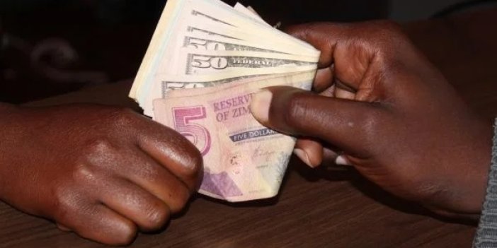 Parası aşırı değer kaybeden Zimbabve piyasaya 'altın para' sürmeye hazırlanıyor