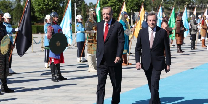 Erdoğan kendisine ‘diktatör’ diyen İtalya Başbakanı’nı resmi törenle karşıladı