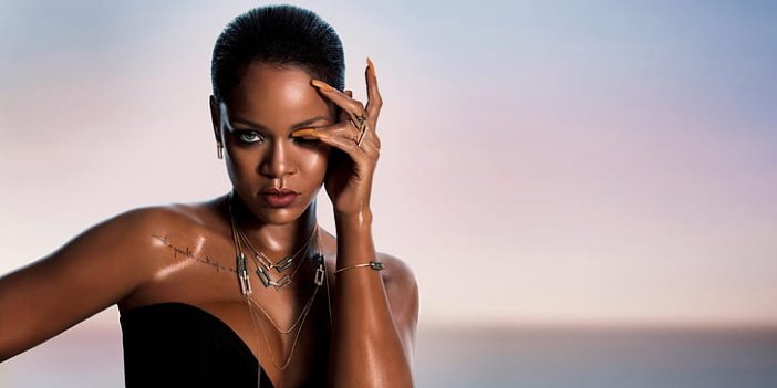 ABD’nin en genç milyarderi Rihanna oldu