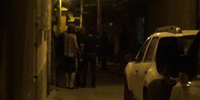 İzmir'de sır cinayet: Bıçaklanmış halde ölü bulundu