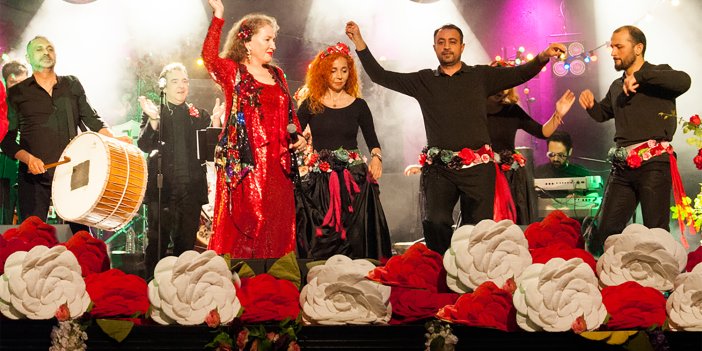 Suzan Kardeş'ten bayram konserleri