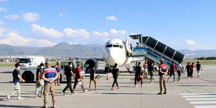 Erzurum'da 227 yasadışı göçmen sınır dışı edildi
