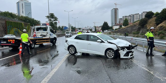 Maltepe'de zincirleme kaza! 10 araç birbirine girdi…