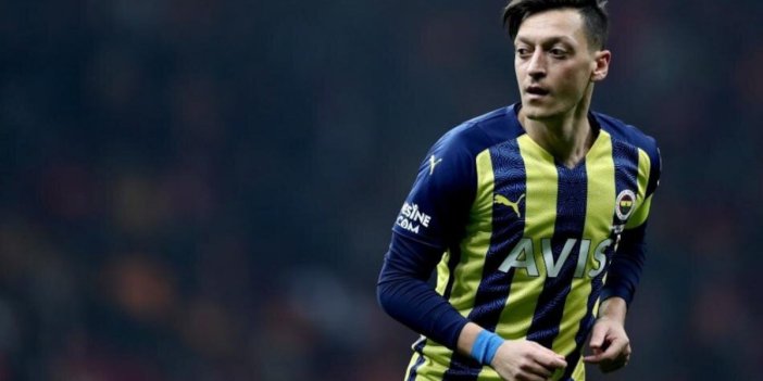 Mesut Özil oynamayacağı sezonun parasını da istedi. Fenerbahçeliler çok kızgın. Akıllara  Alex Teixeira’nın sözleri geldi. Bu nasıl evin oğlu?